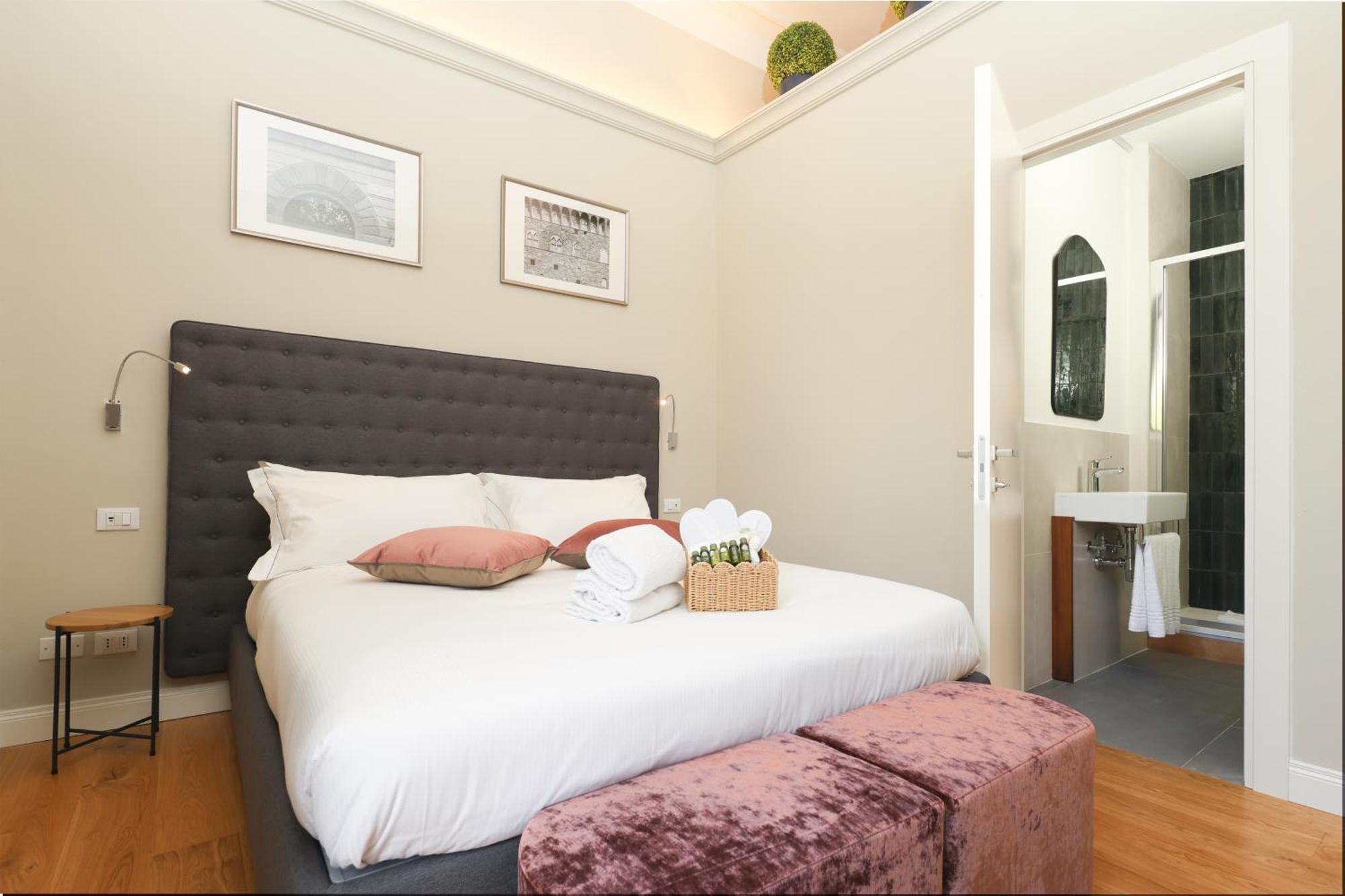 N7 Rooms Florenz Exterior foto