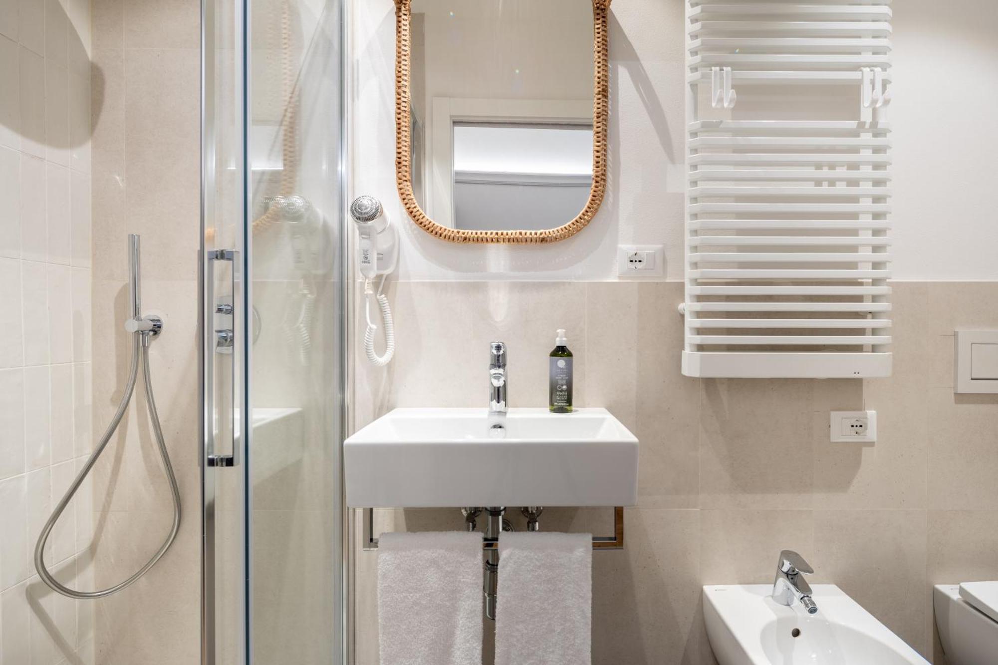 N7 Rooms Florenz Exterior foto